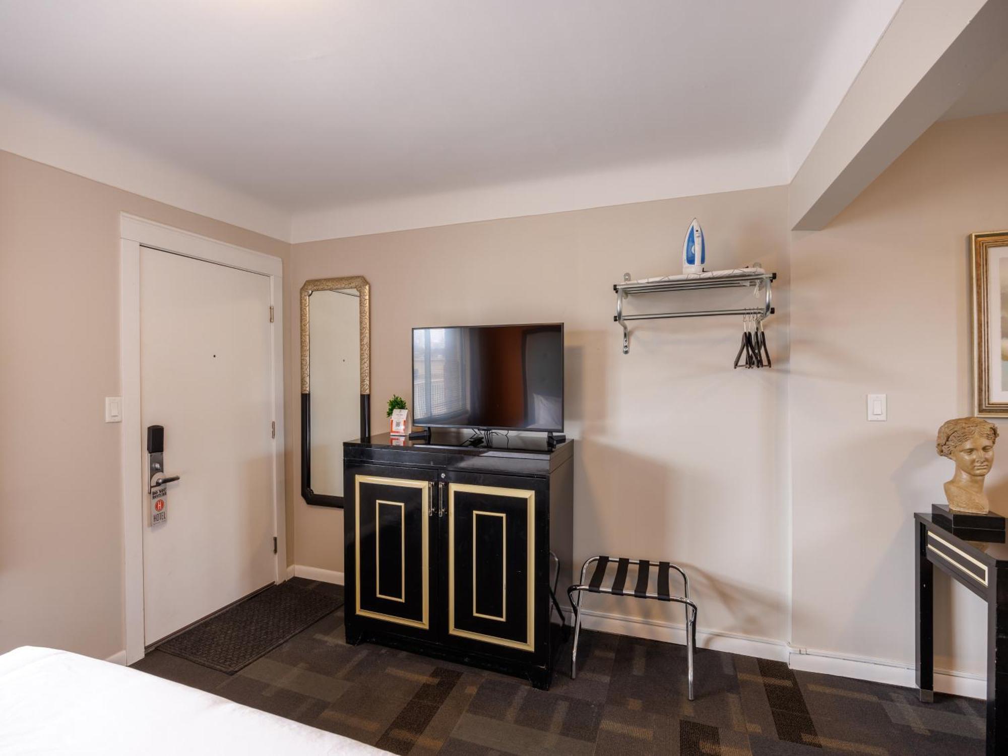 Hotel Royal Oak Bagian luar foto