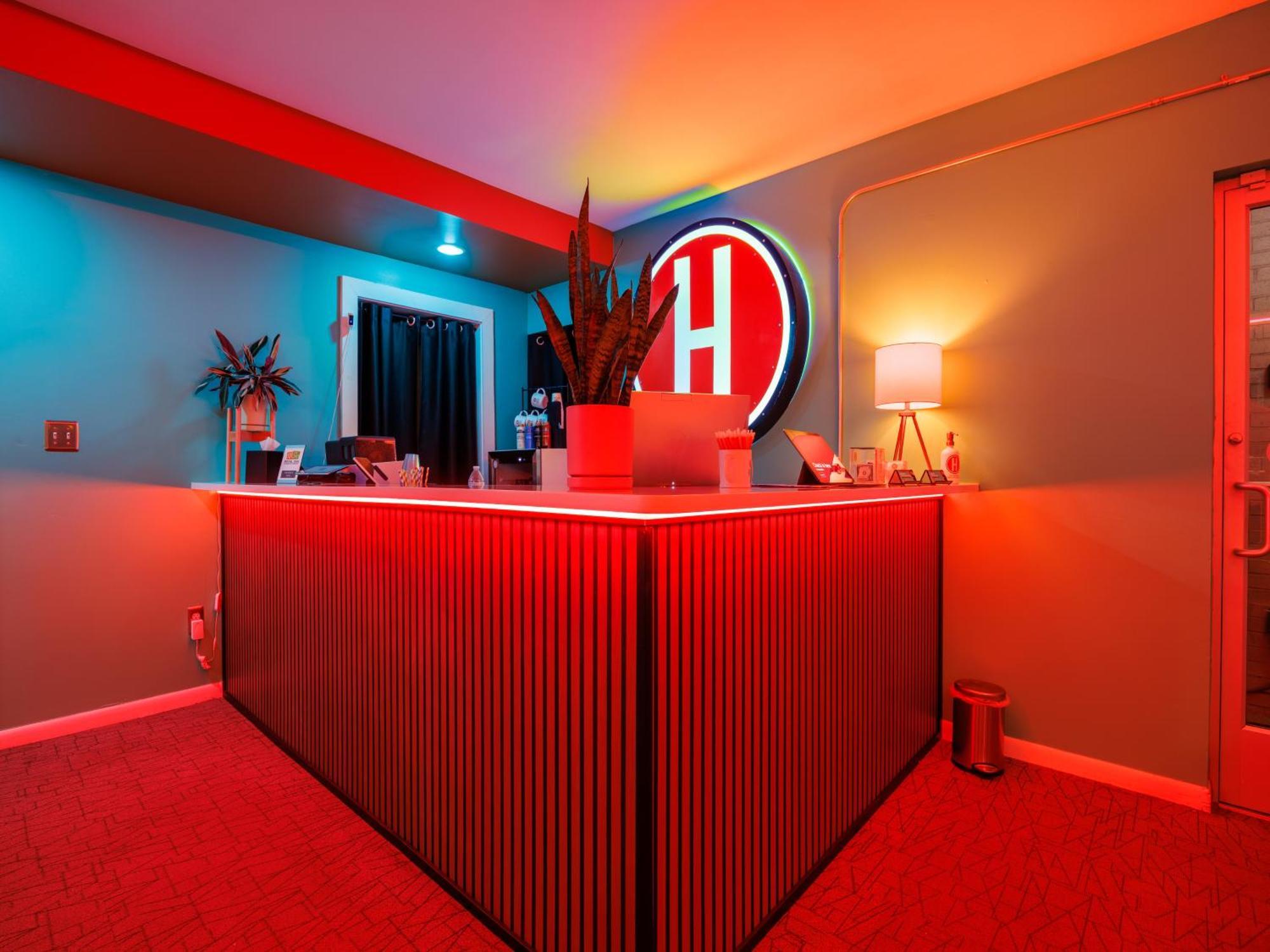 Hotel Royal Oak Bagian luar foto