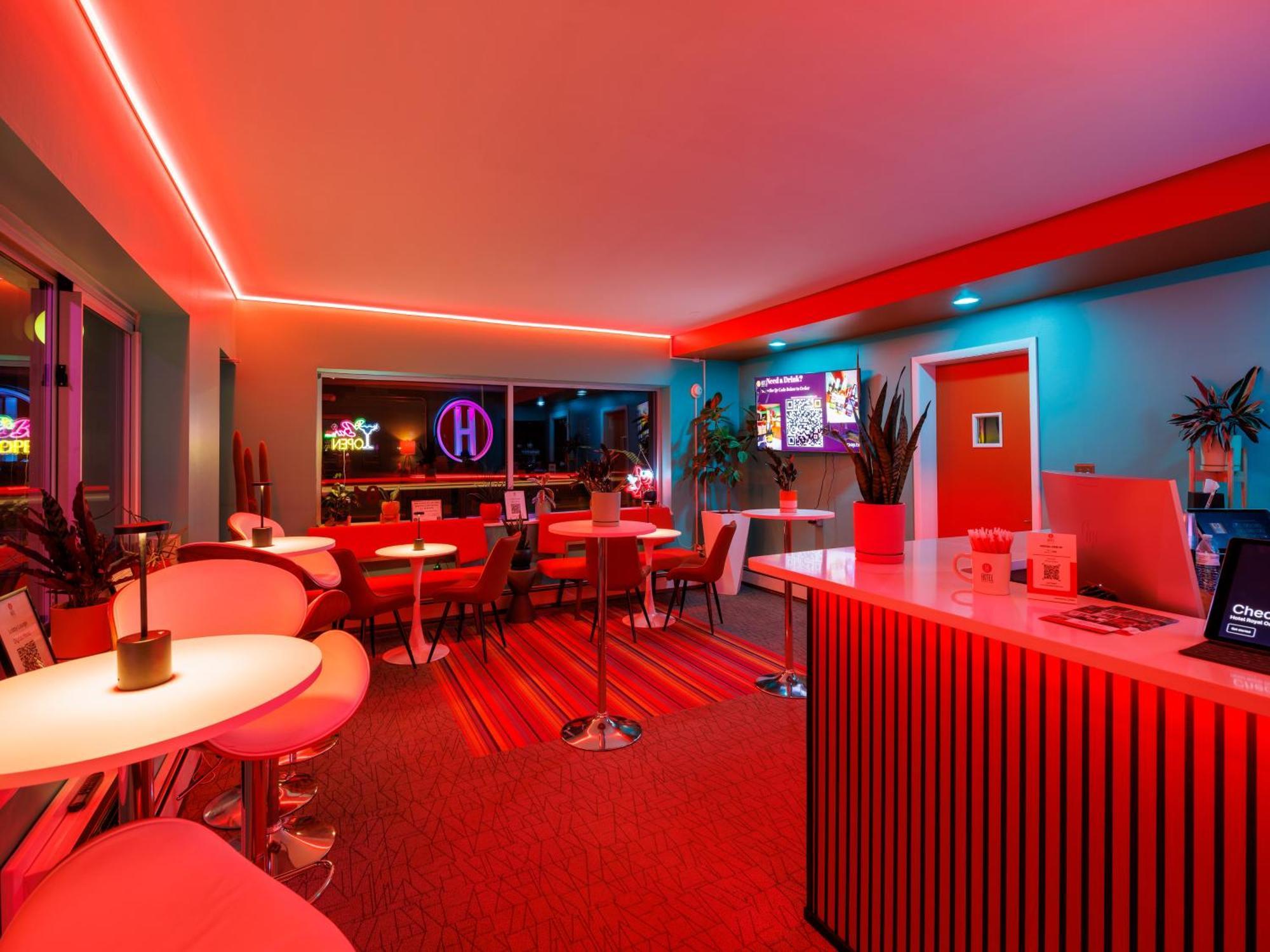 Hotel Royal Oak Bagian luar foto