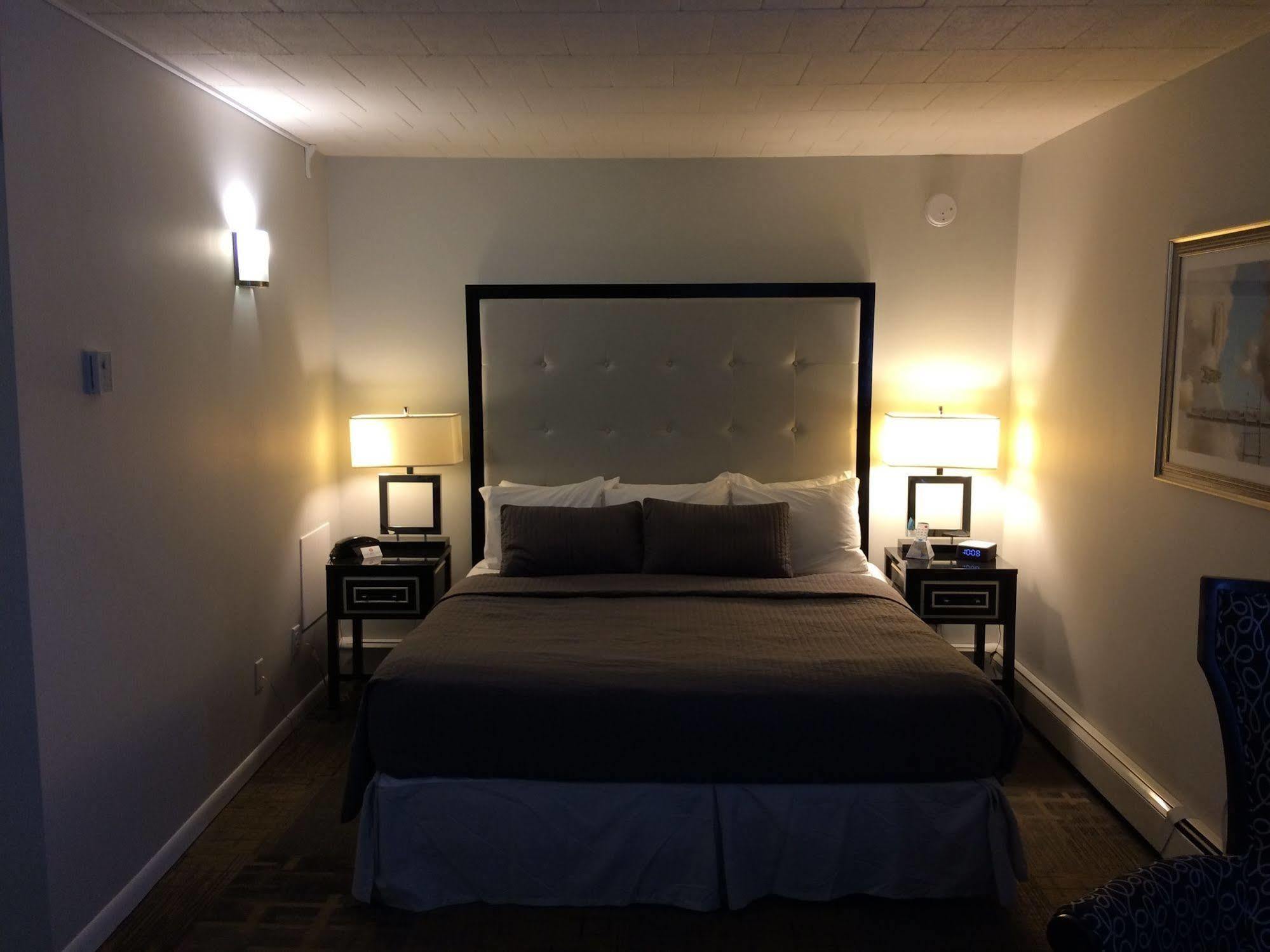Hotel Royal Oak Bagian luar foto